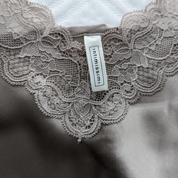 Pajama Set - Picture 2 of 6